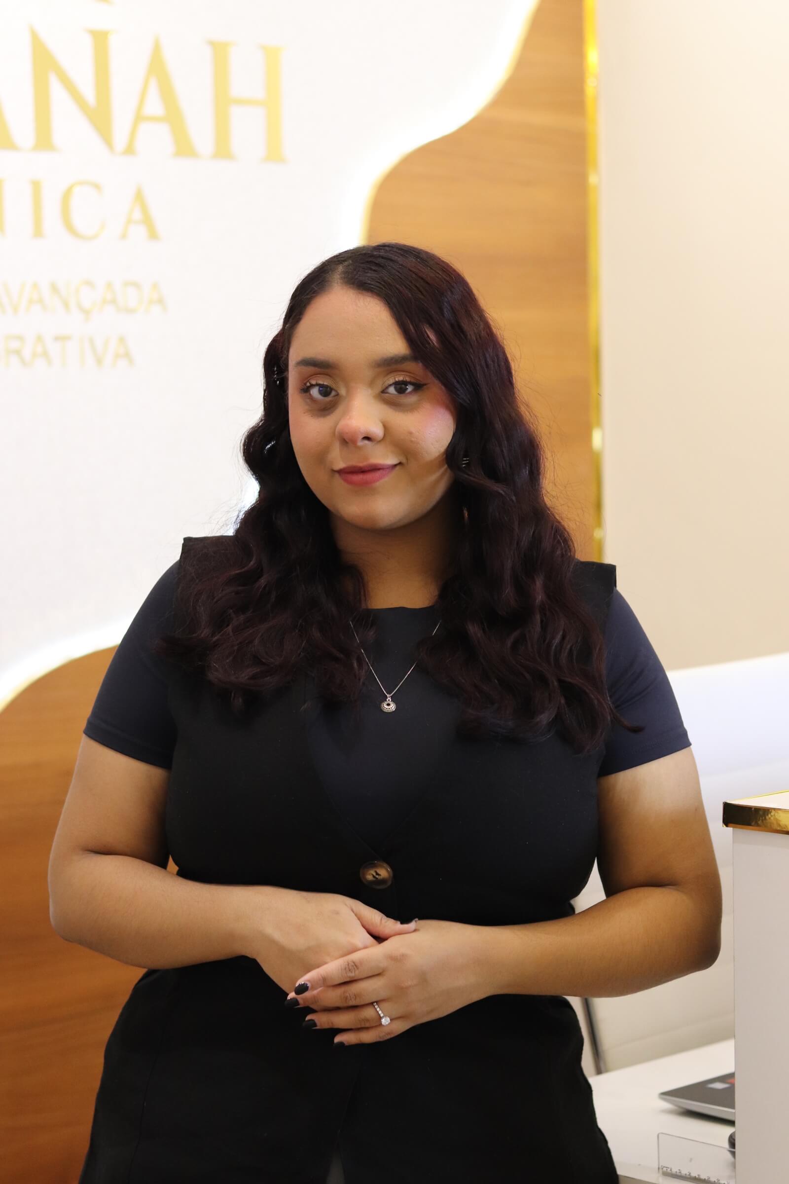 Esteticista Stella Domingues